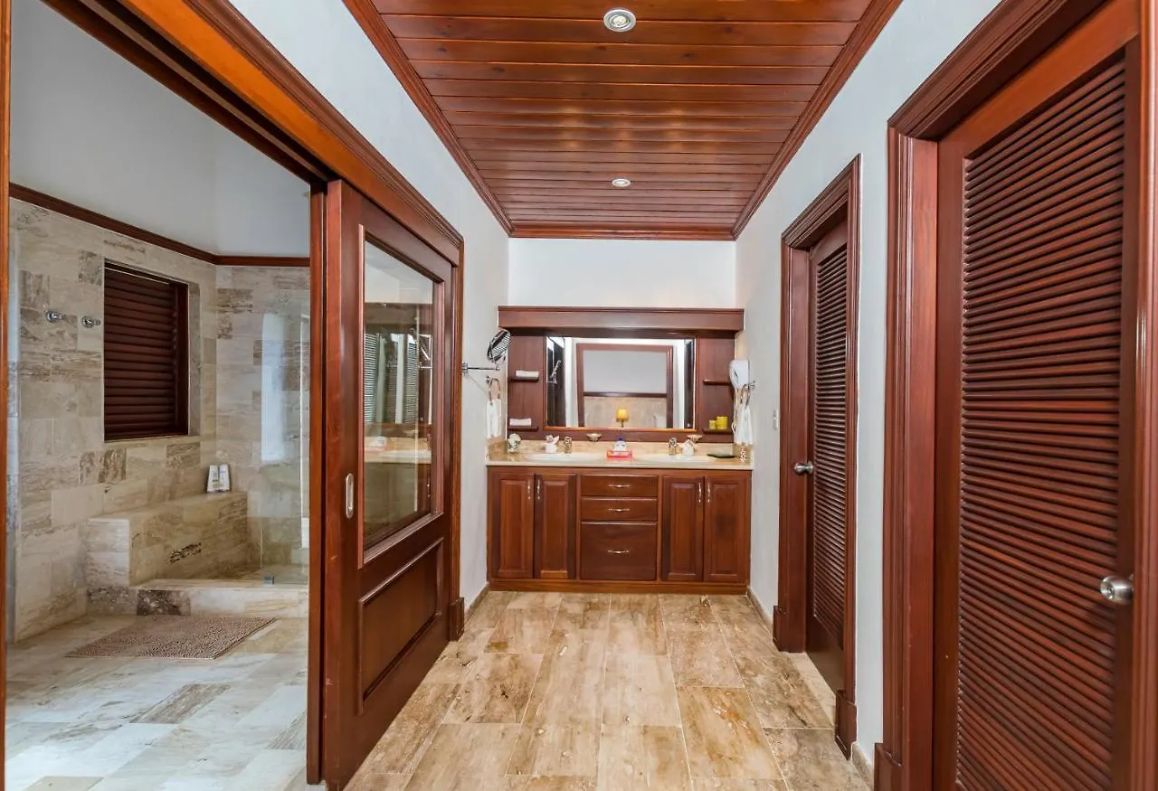 Casa De Campo Luxury Villas - Private Paradise At La Romana
